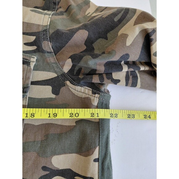 Sanctuary Women's Size M Camoflage Button Front Jacket with Patch Pockets - Picture 6 of 10